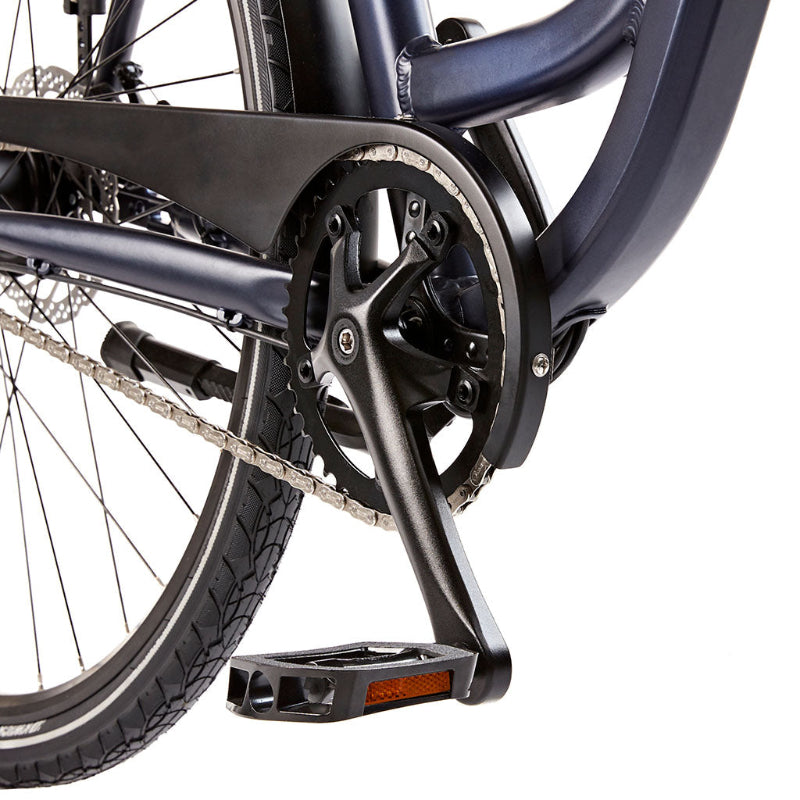 Plush saddle and ergonomic handlebar – designed for comfort