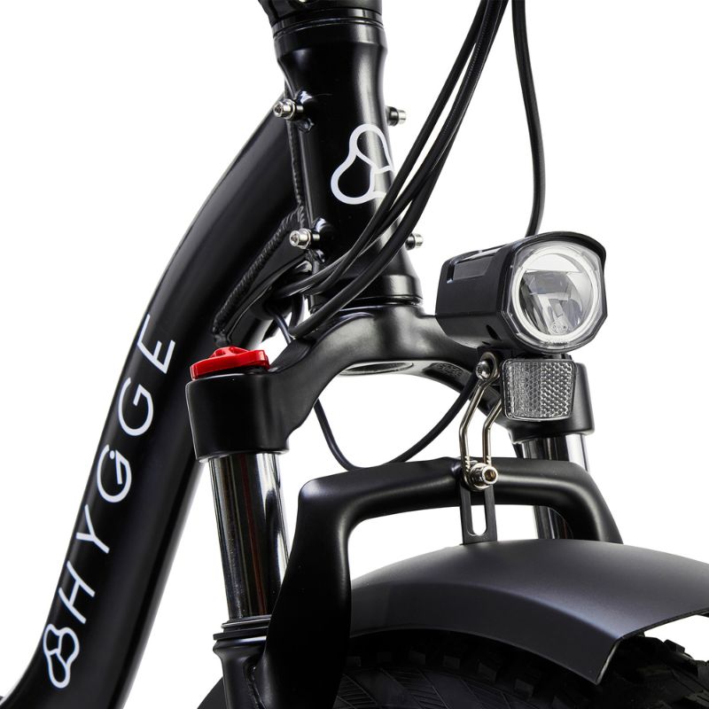 Vester Step Black Front Light