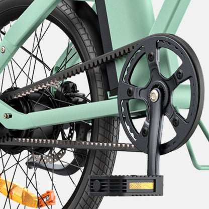Close-up of the 250W torque sensor motor on the ENGWE P20.
